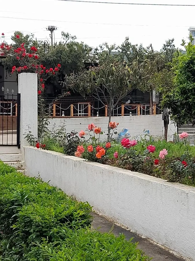 Vila F&M Ksamil 0*,  Albania