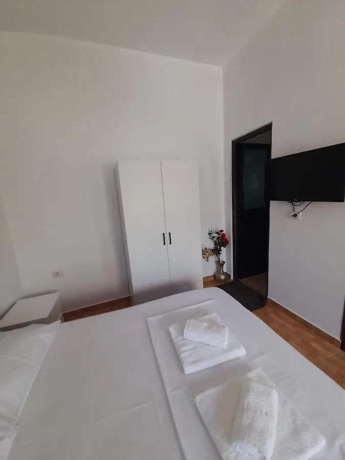Kwatera prywatna Vila F&M Ksamil Albania
